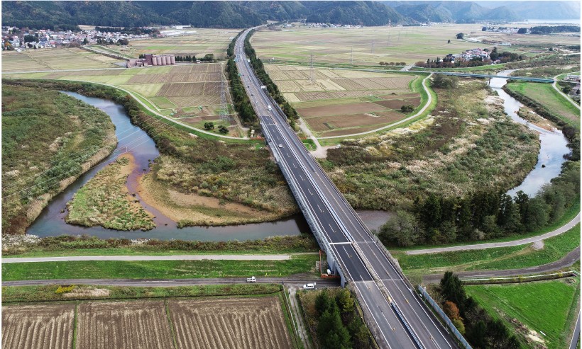 磐越自動車道 観音寺川橋床版取替工事現場